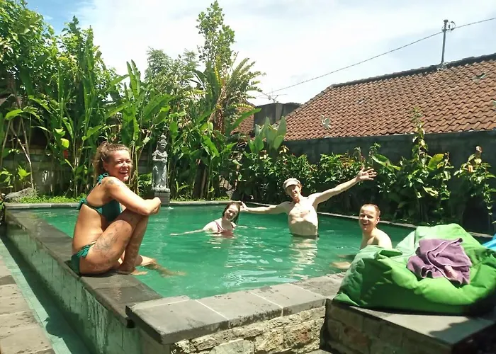 Хостел The Wayan House