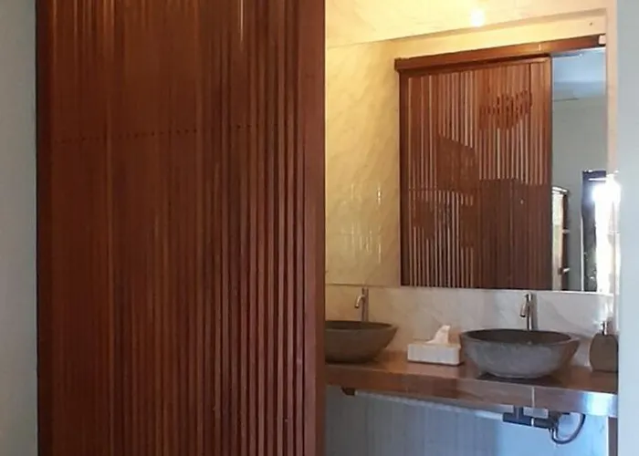 Хостел The Wayan House *